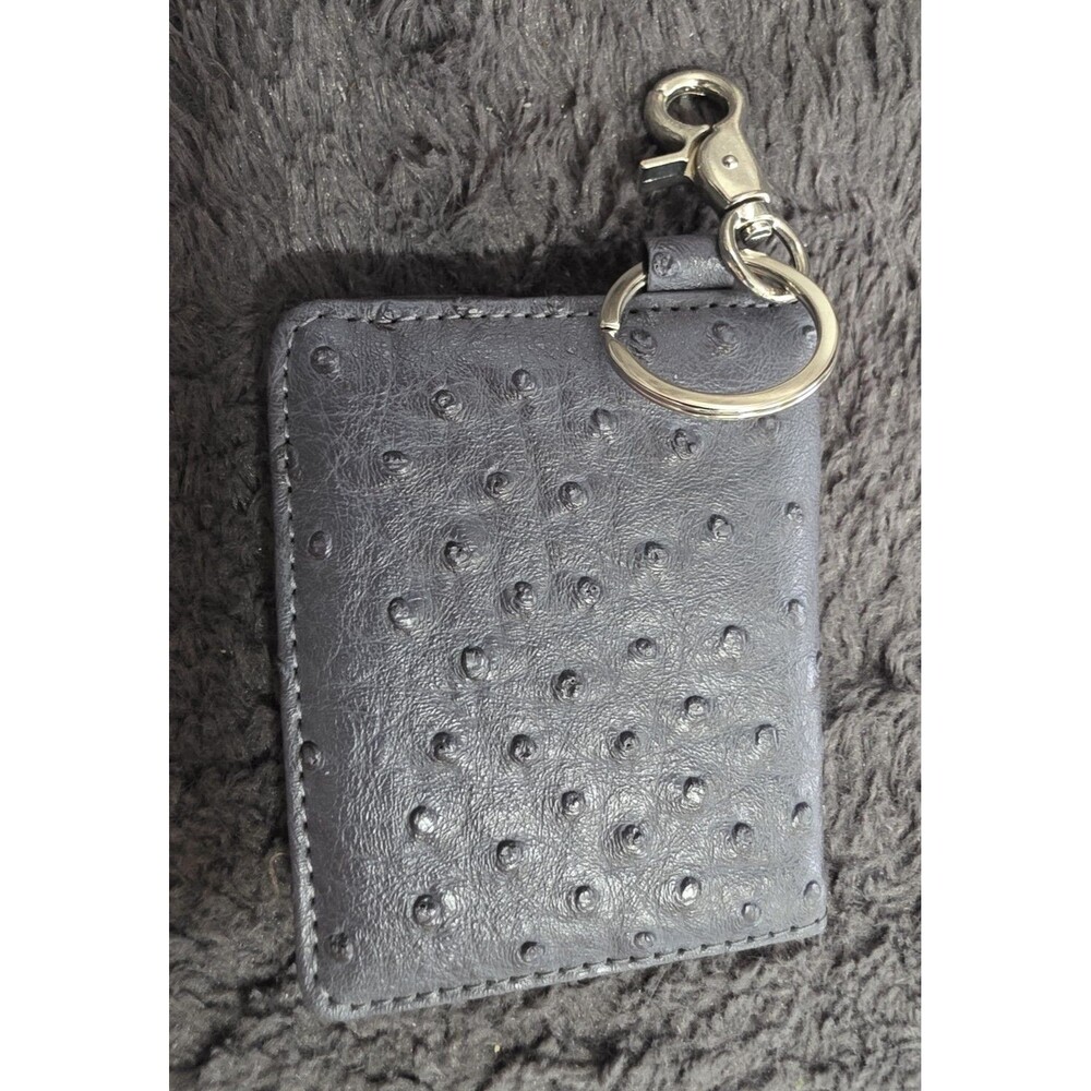 New CAPRICE Ostrich Grey Leather Keychain ID Holder WALLET Metropolitan NwoT